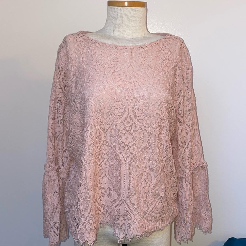 Worthington light pink flower top
